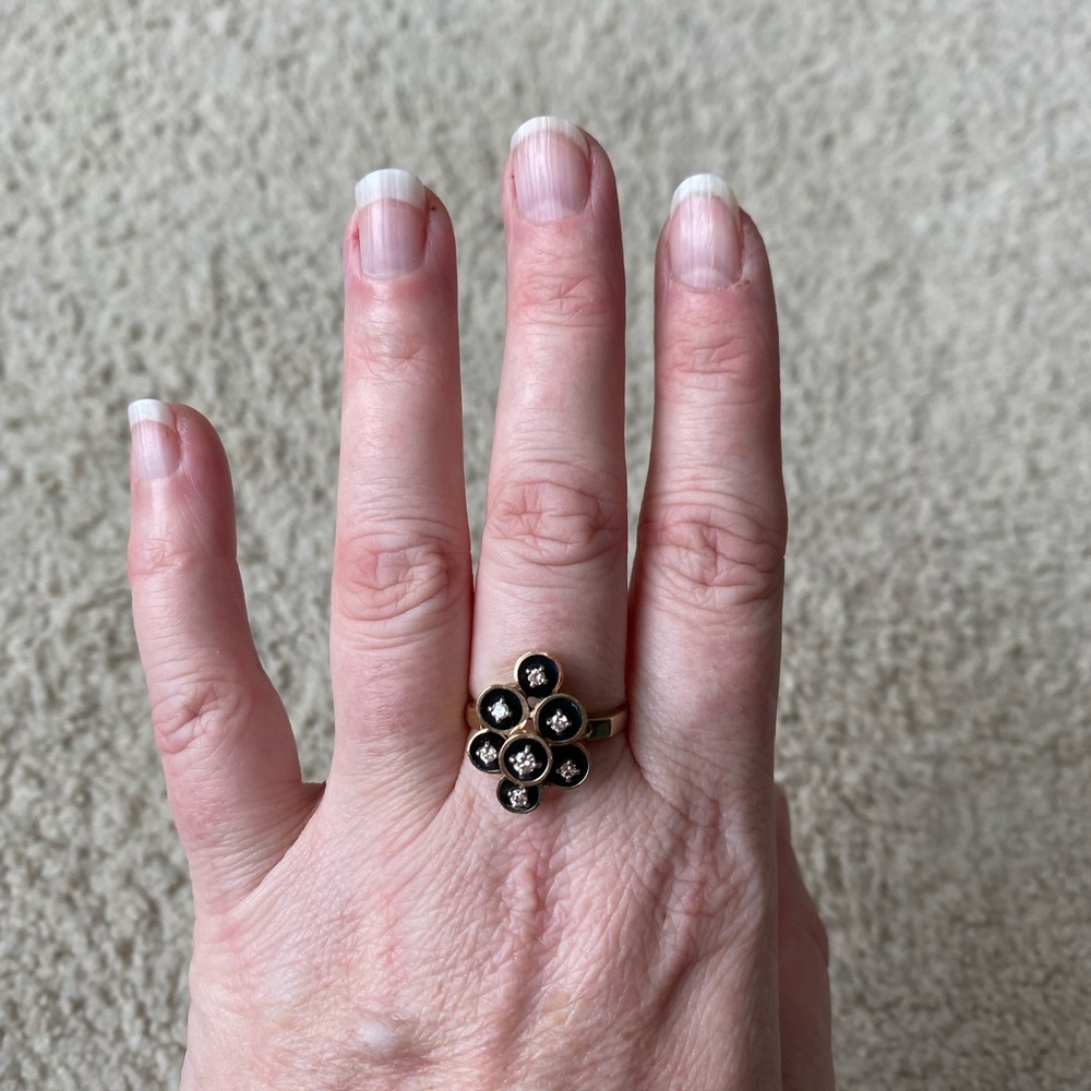 Gold, Diamond and Black Flower Ring